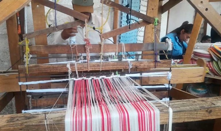 Se posicionan artesanos michoacanos a través de marcas y certificación