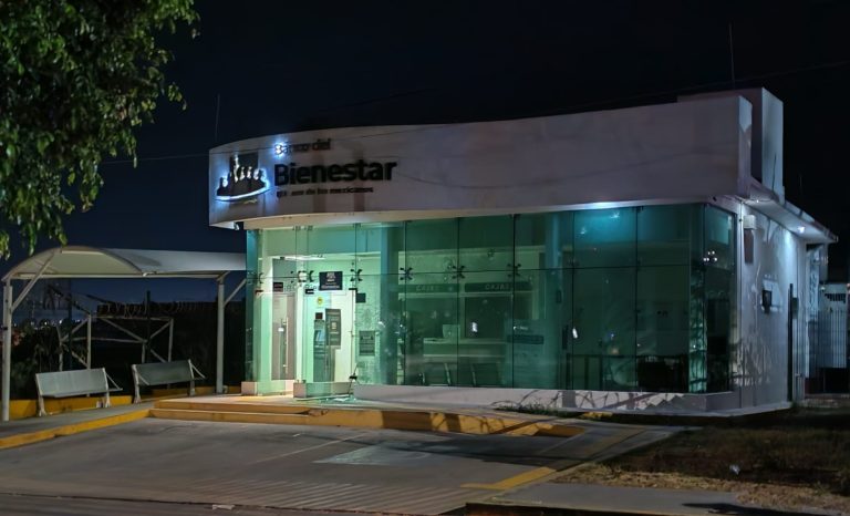 Delincuentes rafaguean Banco del Bienestar en la cabecera municipal de Tarímbaro