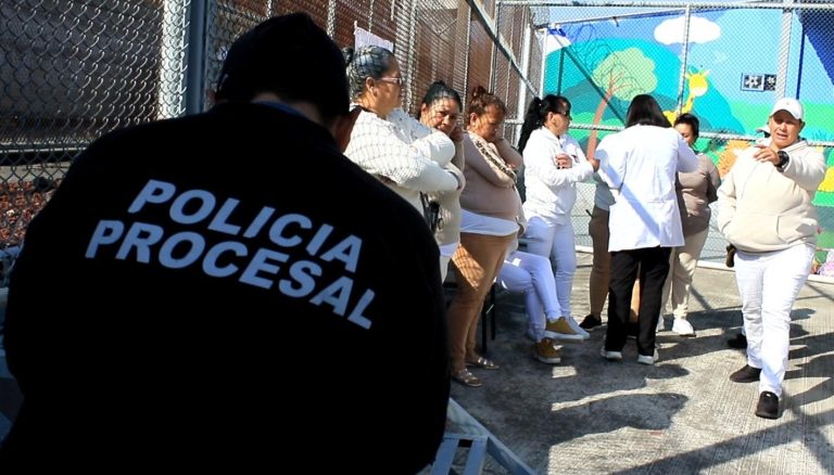 Garantizan detección de cáncer de mama en penales