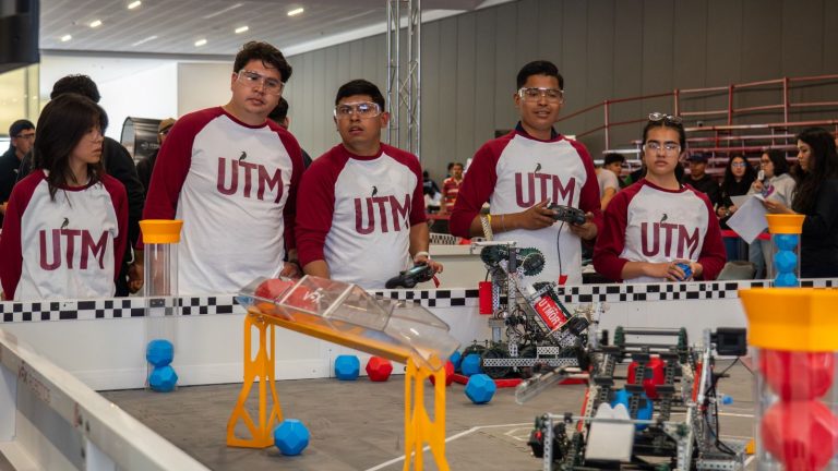 Estudiantes de la UTM clasifican al Mundial de Robótica en EE. UU.