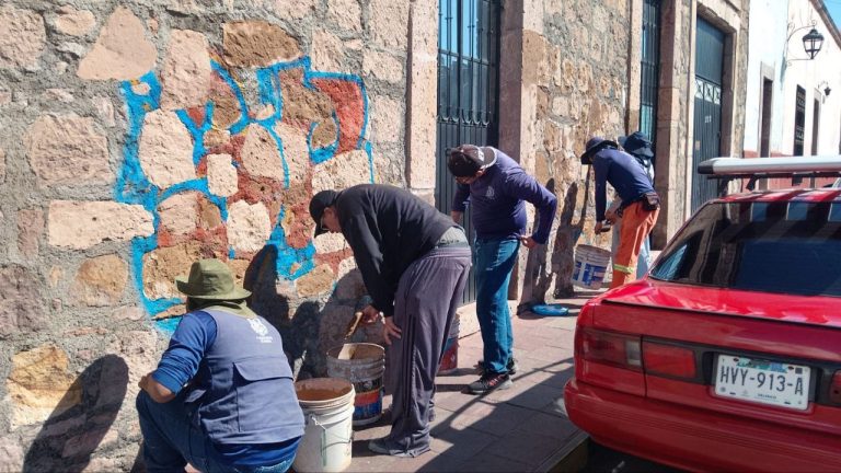 Gerencia del Centro Histórico de Morelia redobla mantenimiento del primer cuadro de la ciudad