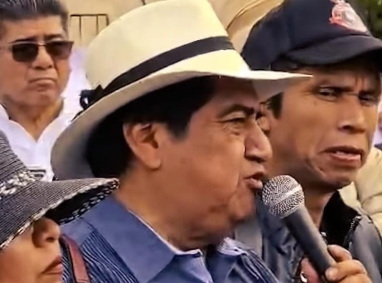 «Si no hay solución, no rodará el balón», advierte CNTE nacional ante cerrazón de Claudia Sheinbaum