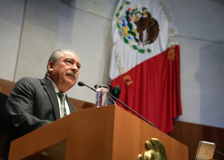 Senado aprueba reforma de Raúl Morón para transformar bibliotecas en espacios incluyentes y plurilingües