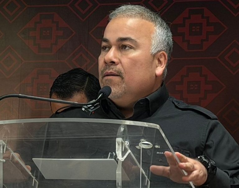 Acusa Morena inclinación derechista del Movimiento del Sombrero