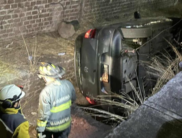 Automovilista muere al accidentarse en el fraccionamiento Metrópolis II, en Tarímbaro