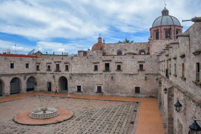 Abrirán al público criptas de la Casa de la Cultura en Morelia