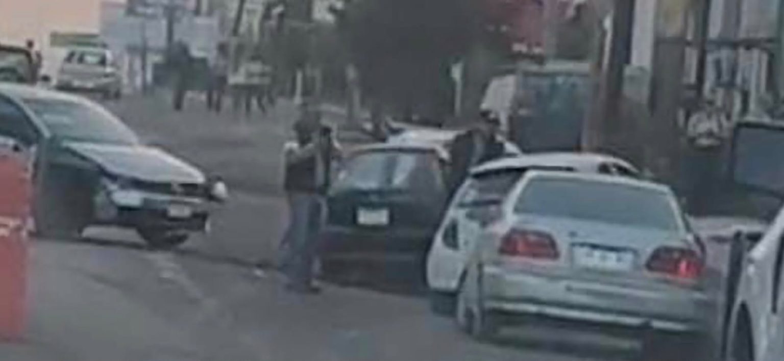 Peatón es atropellado y se registra carambola de cinco vehículos en la ...