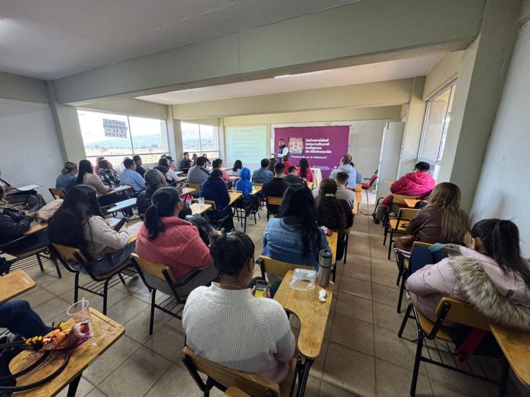 Fiscalía promueve el uso seguro de redes sociales a estudiantes de la Universidad Intercultural Indígena de Michoacán