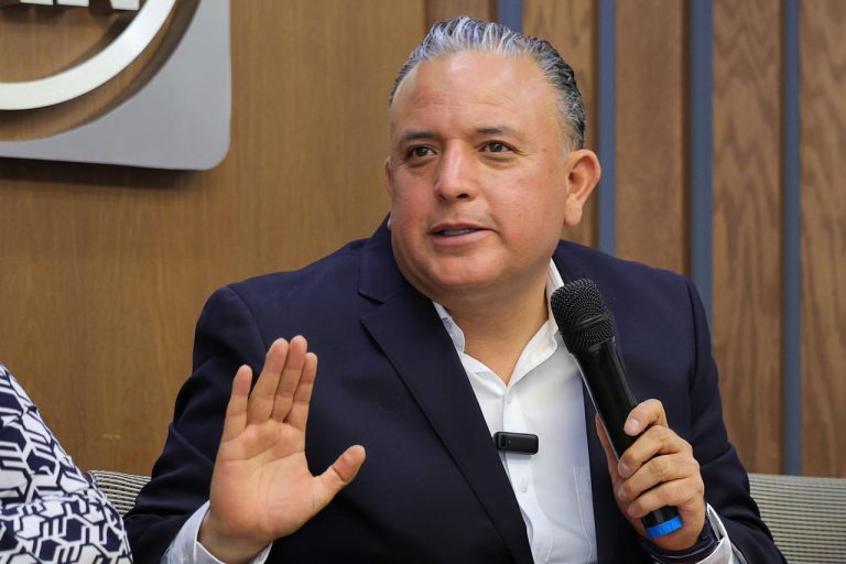 Ultimátums del PRI son ignorados por el PAN; indefinición de Quintana compromete alianza electoral