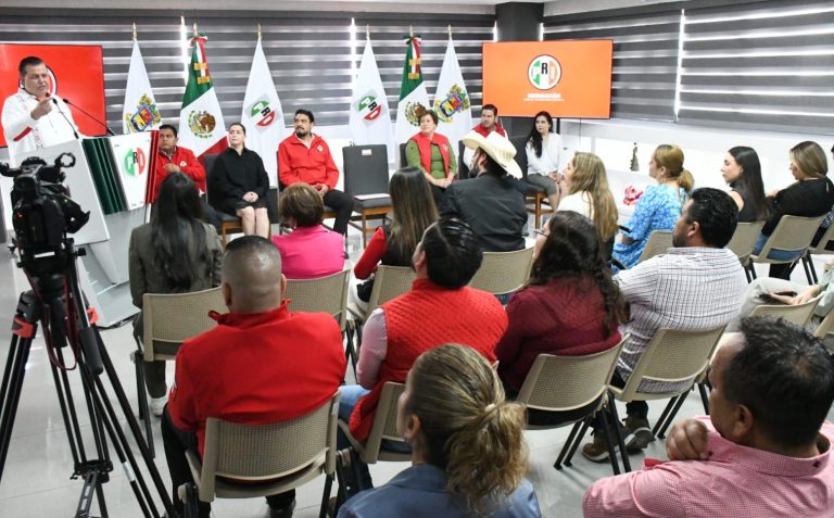 Entrega PRI nombramiento a secretario de Organización del Comité Directivo Estatal