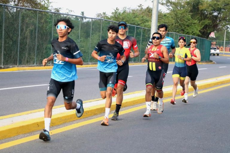 Desde niños hasta atletas experimentados fueron parte del duatlón en Lázaro Cárdenas