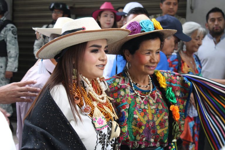 Con la artesanía también se exige justicia para Manzo: Grecia Quiroz