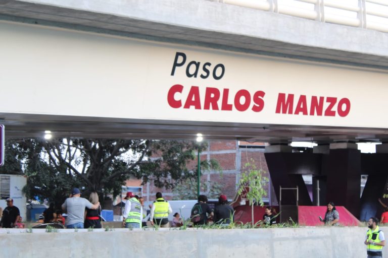 Inauguran paso elevado vehicular «Carlos Manzo» en Uruapan