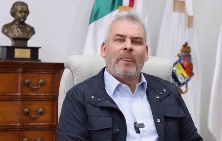 Veta gobernador reforma que exenta de carta de no antecedentes penales a candidatos