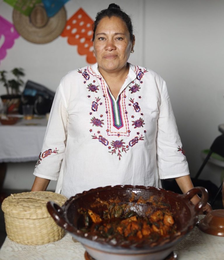 Lamentan fallecimiento de la cocinera tradicional María Luisa Vera Landa