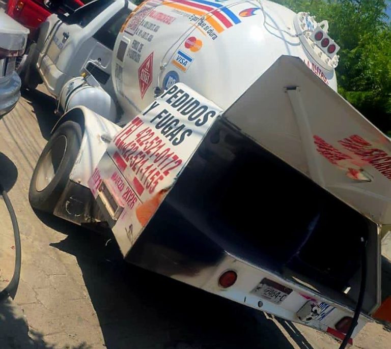 Explosión de tanque de gas deja a trabajador lesionado en Apatzingán