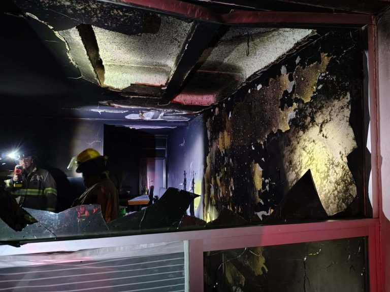 Ocurre incendio en domicilio de la colonia Praderas de La Huerta, de Morelia