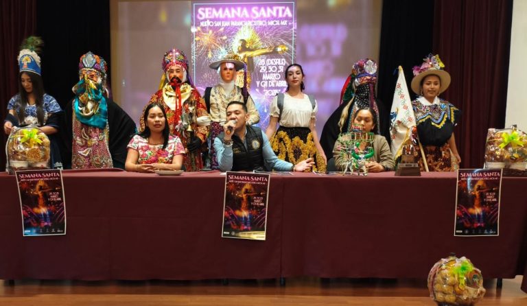 El cielo de Nuevo San Juan Parangaricutiro se iluminará con la Feria de la Pirotecnia