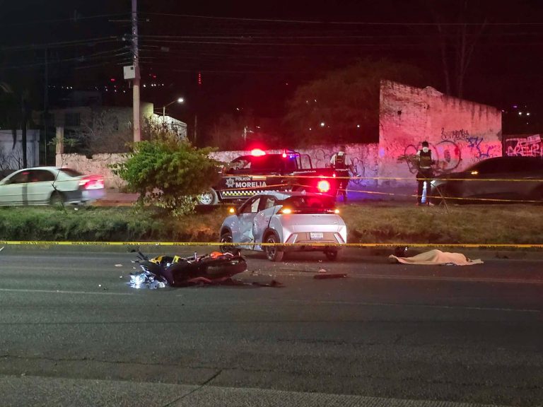 Motociclista muere tras choque contra auto en la Madero Poniente de Morelia