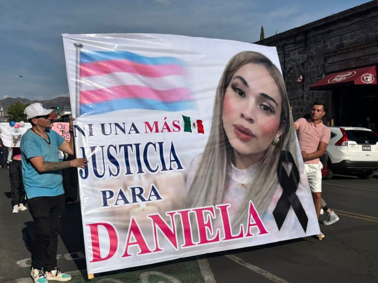 Colectivos LGBTQI+ exigen justicia por asesinato de mujer trans en Morelia