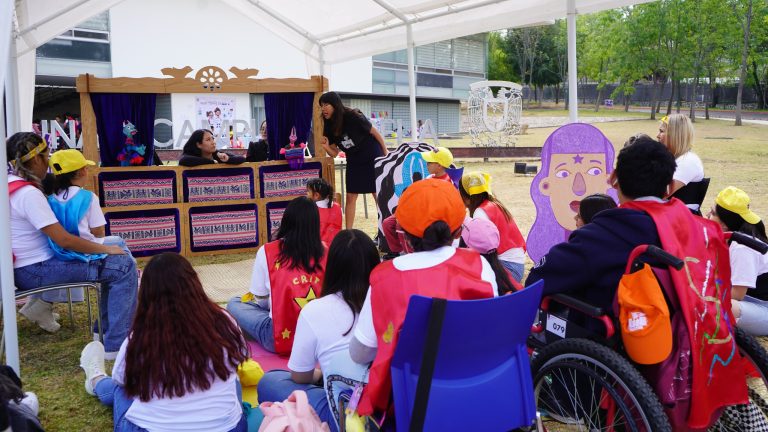 Minilanmo, espacio universitario que busca fomentar la tradición oral y la lectura a las infancias