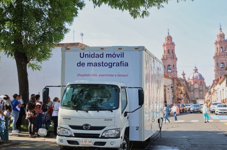 Este martes en la Plaza del Carmen se realiza jornada de mastografías gratuitas