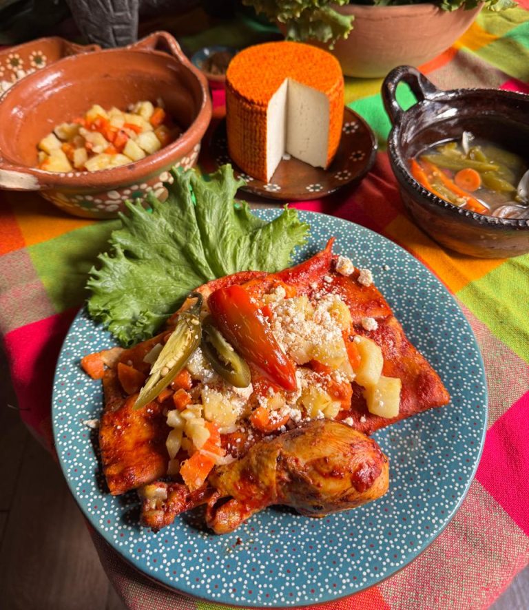 Morelia proyecta su riqueza gastronómica en el Tianguis Turístico de Acapulco