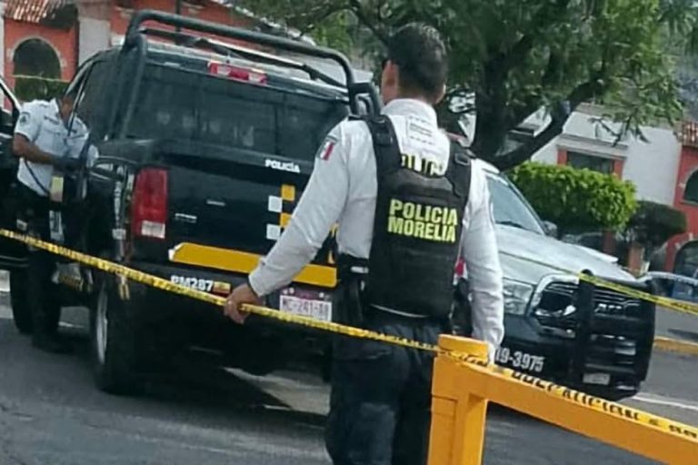 Adulto mayor fallece en estacionamiento la zona bancaria de Las Américas, al sur de Morelia