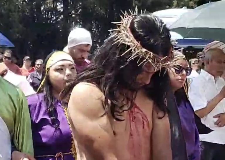 Fervor de más de 2 mil 500 representaciones religiosas en México convive con aumento del ateísmo