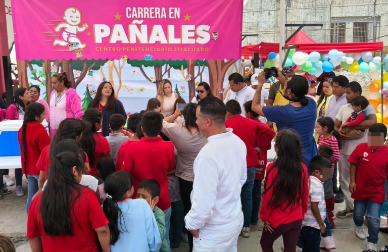 Conmemoran Día de la Niñez en penales de Michoacán