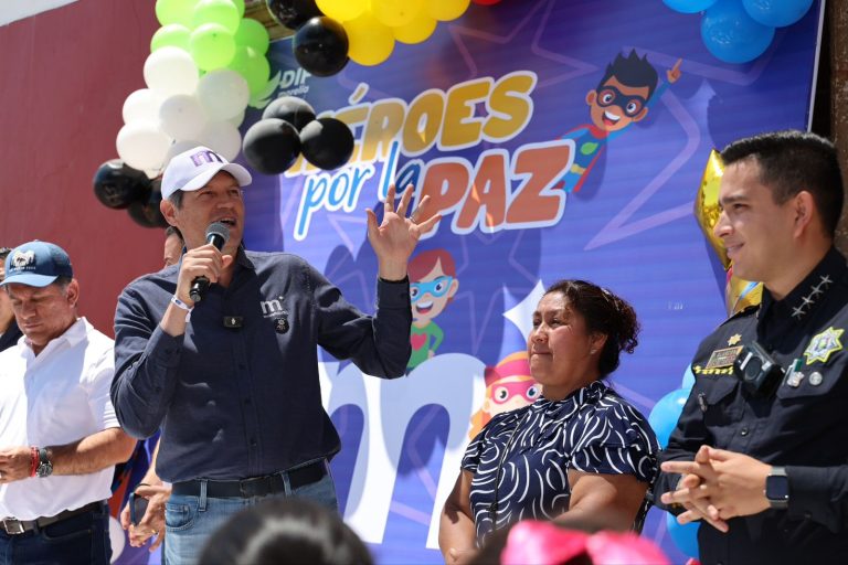 Llevan alegría a niños de Teremendo con el Festival de la Niñez “Héroes por la Paz»