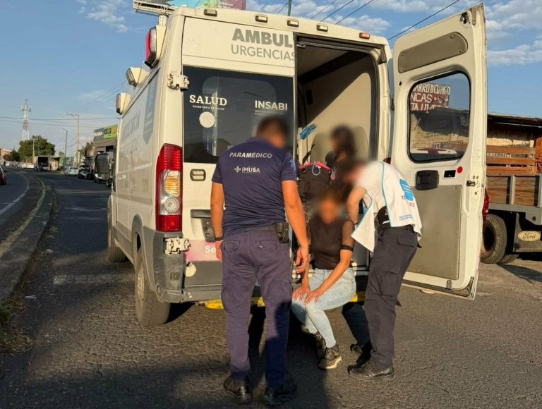 Choque entre auto y camioneta deja tres heridos en el Libramiento Poniente de Morelia
