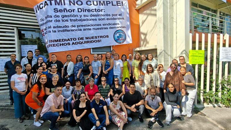 Trabajadores del ICATMI paralizan actividades por adeudos millonarios y violaciones laborales