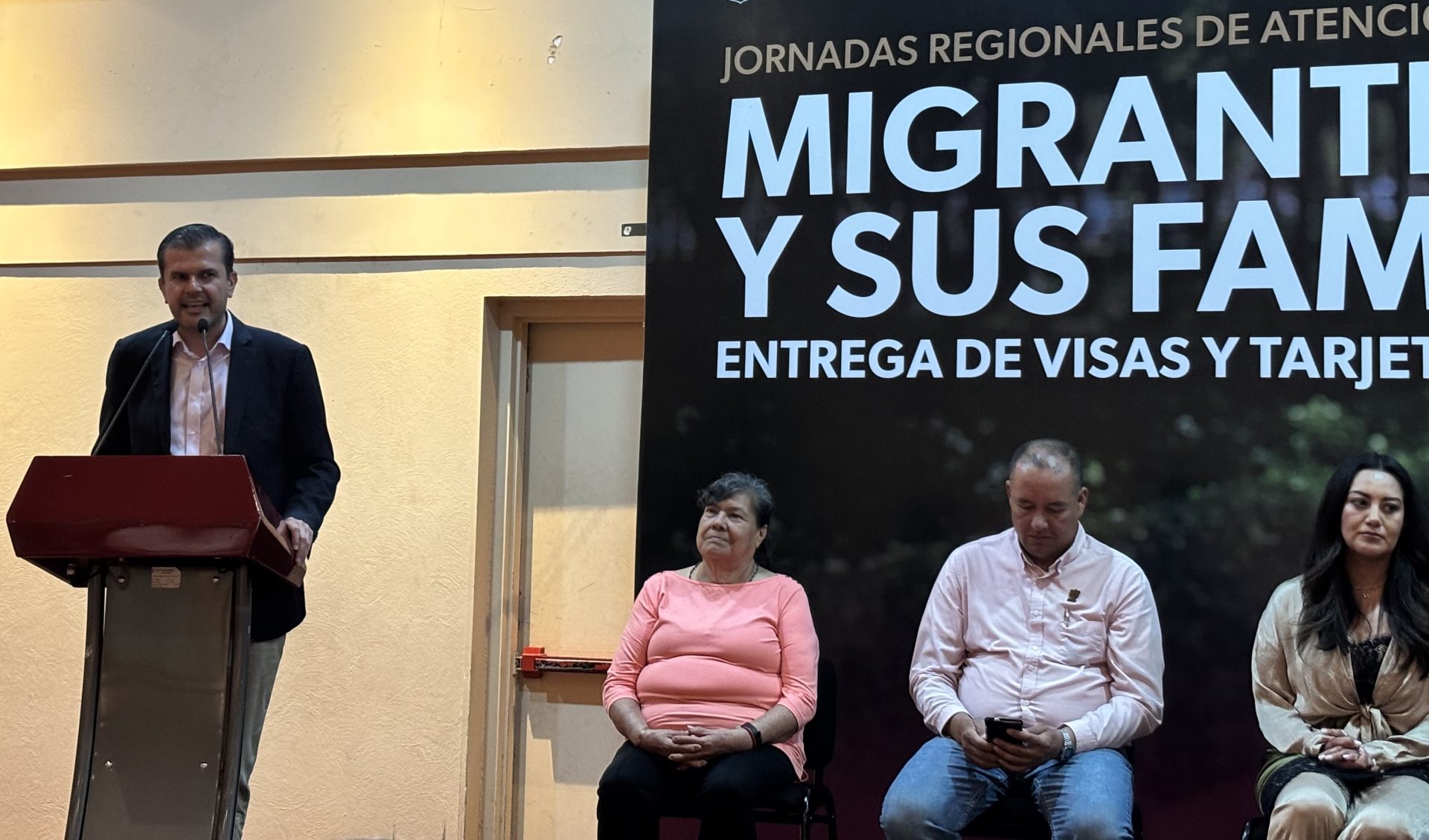 Caen 5% las remesas y refuerzan apoyos a migrantes en Michoacán ...