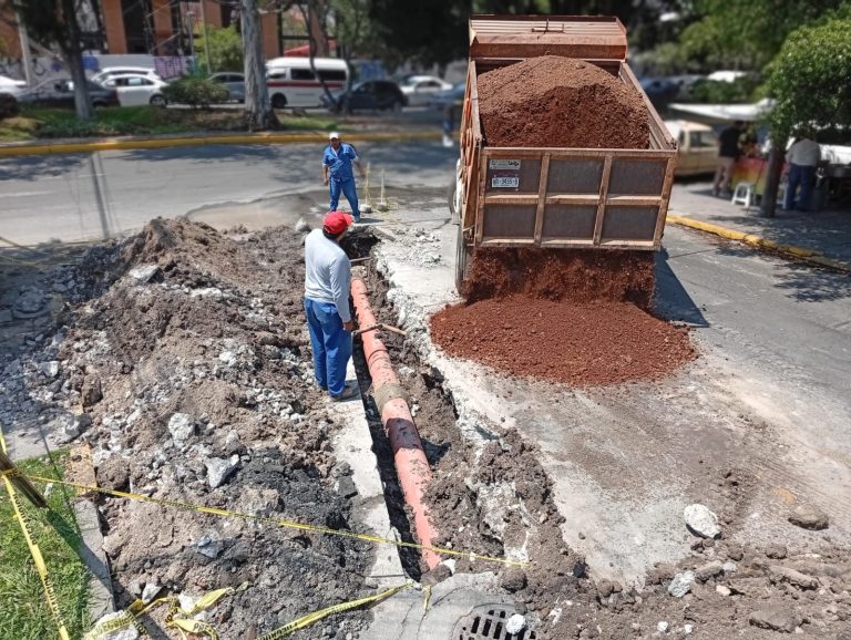 Realiza OOAPAS trabajos de relleno, compactación, sustitución y retiro en distintos puntos de la capital michoacana     