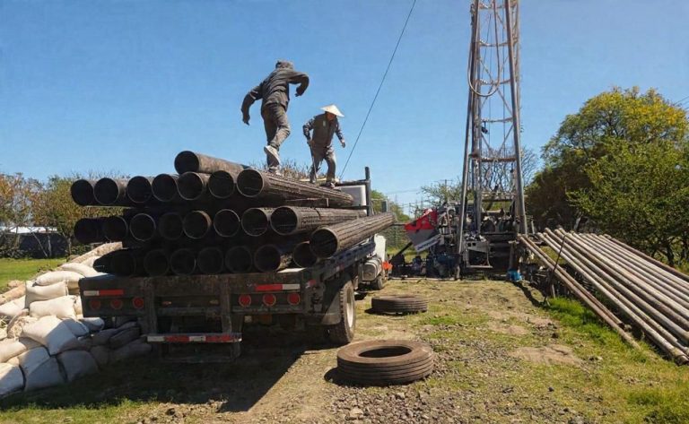 Entrega nuevo pozo profundo en Tanhuato