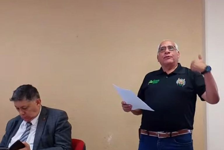 Maestros de UMSNH no dan clases en línea “porque no está en su Contrato Colectivo de Trabajo”