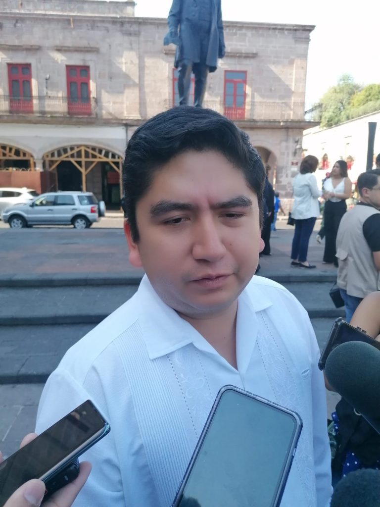 Llama Segob al diálogo entre habitantes y normalistas de Tiripetío