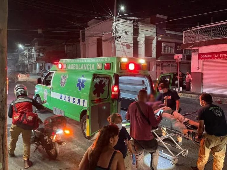 Mujer resulta con quemaduras al incendiarse su vivienda, en Uruapan