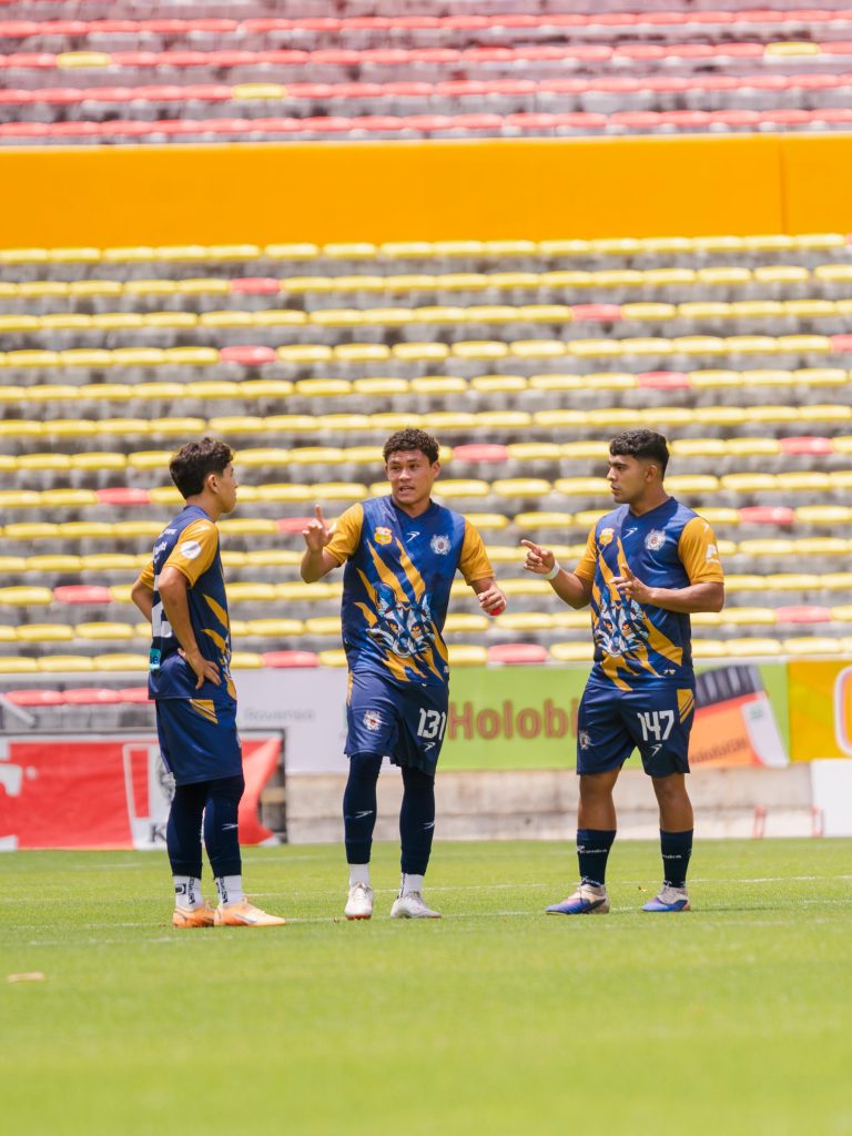El estadio Morelos vuelve a ser casa de los zorros 