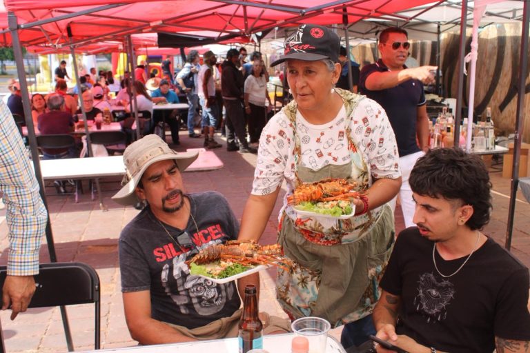 Destaca Sefeco éxito del primer Festival de la Langosta y la Cerveza en Morelia