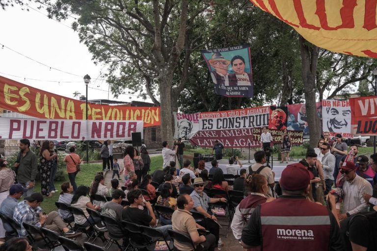Toman juventudes de MORENA la plaza pública este sábado: tejer unidad y estar en contacto con el pueblo, el fin