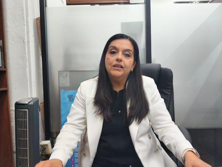 Teresita Herrera reprocha promoción de aspirantes en el Congreso; advierte exceso de Baltazar Gaona