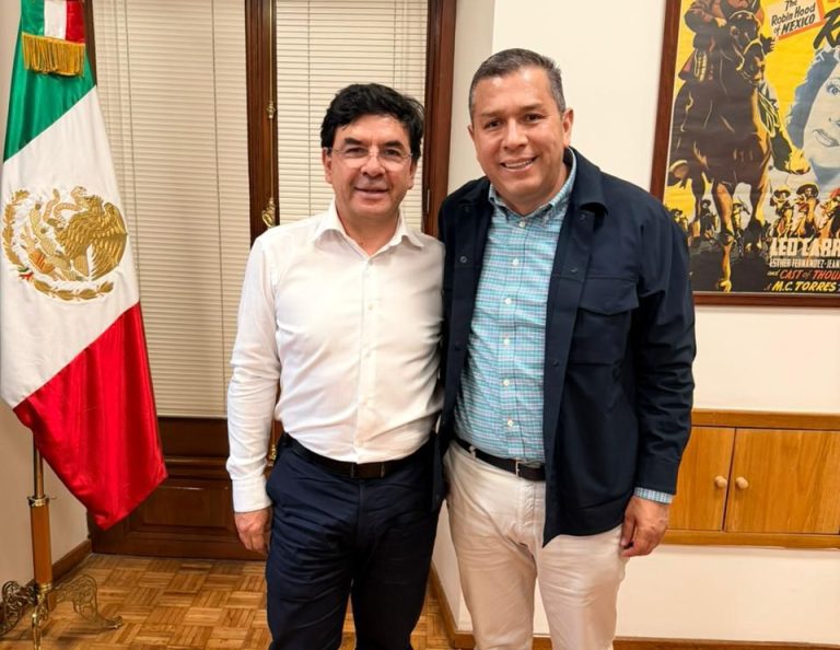 Jesús Ramírez Cuevas reconoce el liderazgo y el compromiso de Juan Carlos Barragán en Morelia