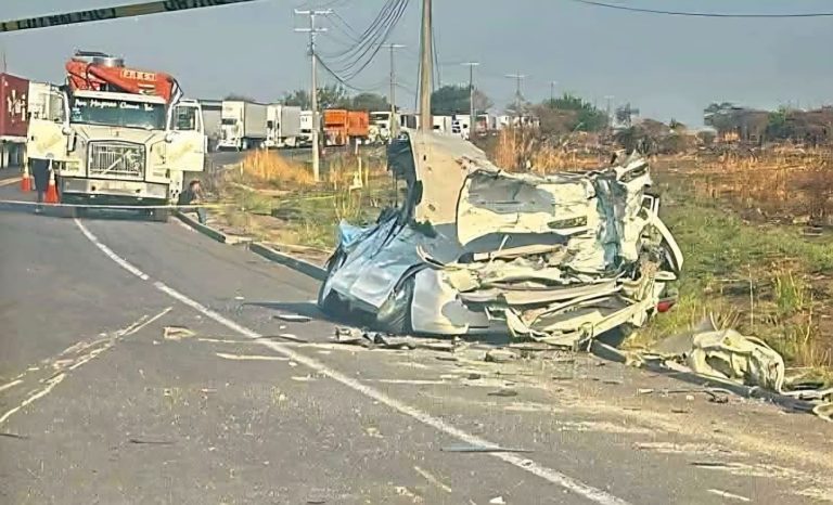Tragedia en carretera de Yurécuaro; accidente vehicular deja 3 muertos y dos lesionados