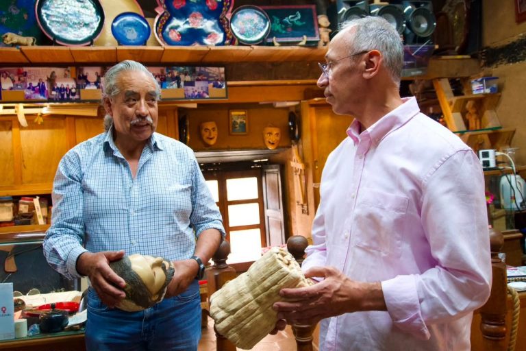 Pátzcuaro comparte su legado cultural con el embajador de Kuwait en México