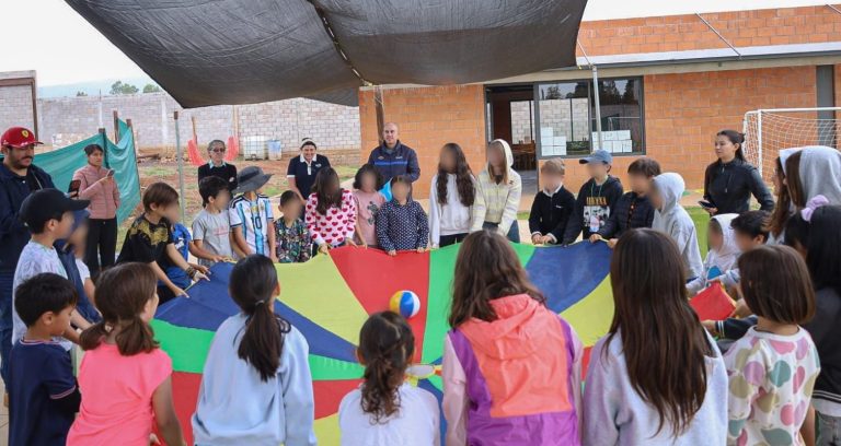 Llevan “Guardianes del Agua” al Colegio Misión Montessori