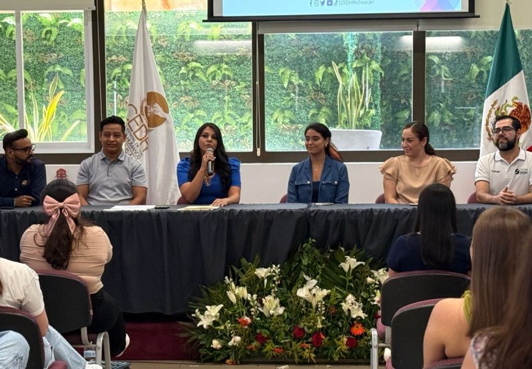 Concluye Curso-Taller de Lengua de Señas Mexicana en le CEDH