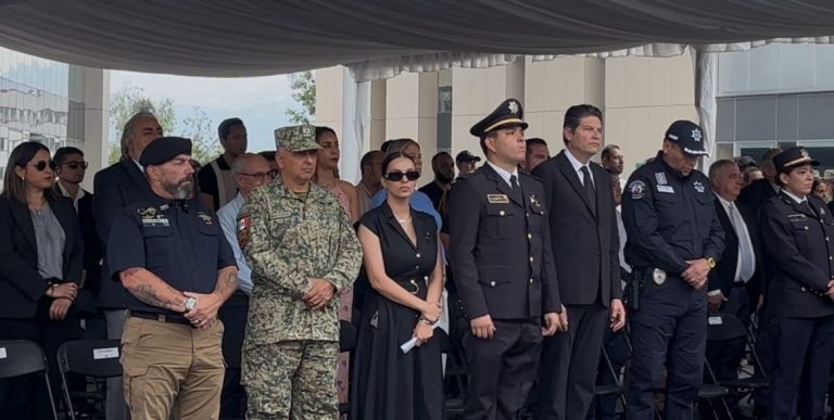 Rinden homenaje a José Luis López Guzmán, policía abatido en Morelia