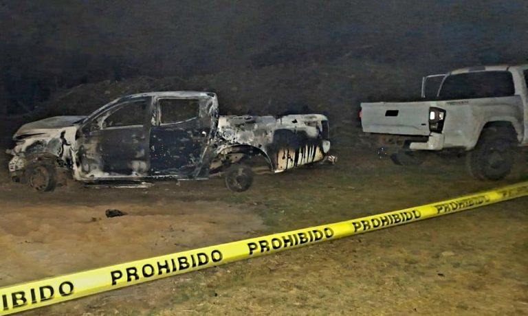 Grupo armado agrede a Guardia Civil de Pátzcuaro; hallan cinco cadáveres calcinados y tres camionetas